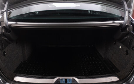 Skoda Superb III рестайлинг, 2012 год, 1 079 000 рублей, 23 фотография