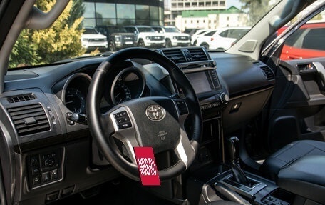 Toyota Land Cruiser Prado 150 рестайлинг 2, 2013 год, 3 498 000 рублей, 15 фотография