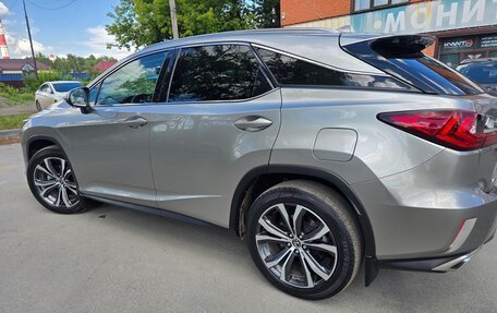 Lexus RX IV рестайлинг, 2019 год, 4 150 000 рублей, 3 фотография