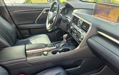 Lexus RX IV рестайлинг, 2019 год, 4 150 000 рублей, 19 фотография
