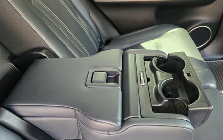 Lexus RX IV рестайлинг, 2019 год, 4 150 000 рублей, 21 фотография