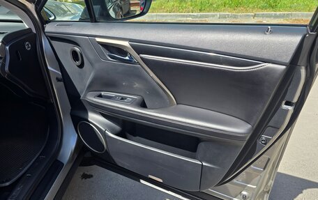 Lexus RX IV рестайлинг, 2019 год, 4 150 000 рублей, 20 фотография