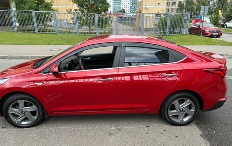 Hyundai Solaris II рестайлинг, 2021 год, 1 800 000 рублей, 7 фотография