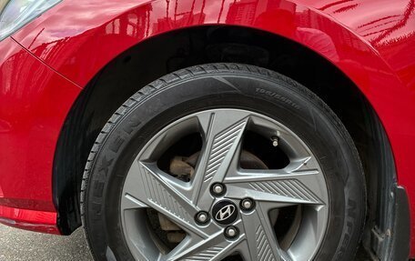 Hyundai Solaris II рестайлинг, 2021 год, 1 800 000 рублей, 10 фотография