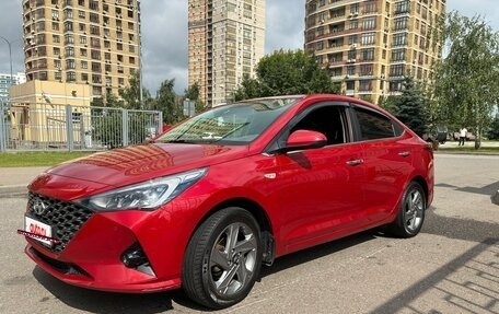 Hyundai Solaris II рестайлинг, 2021 год, 1 800 000 рублей, 9 фотография