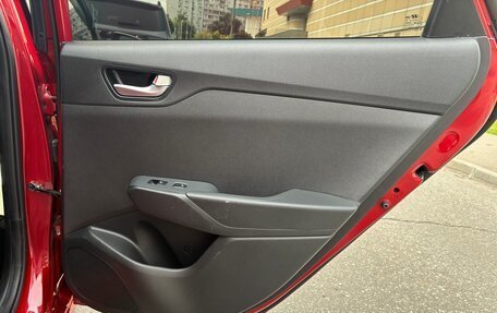 Hyundai Solaris II рестайлинг, 2021 год, 1 800 000 рублей, 30 фотография