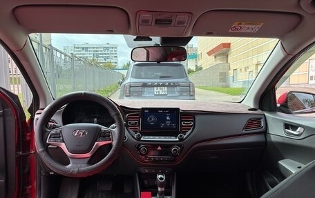 Hyundai Solaris II рестайлинг, 2021 год, 1 800 000 рублей, 26 фотография