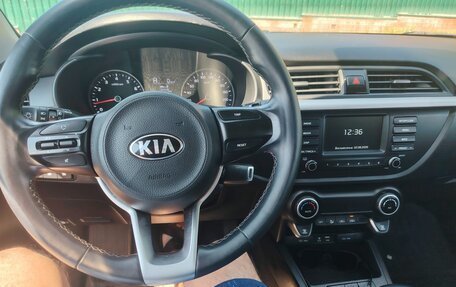KIA Rio IV, 2019 год, 1 440 000 рублей, 2 фотография