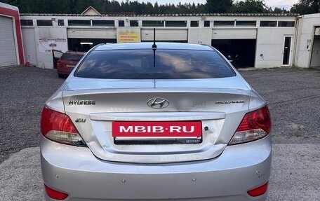 Hyundai Solaris II рестайлинг, 2011 год, 450 000 рублей, 4 фотография