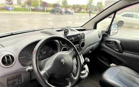 Peugeot Partner II рестайлинг 2, 2012 год, 650 000 рублей, 8 фотография