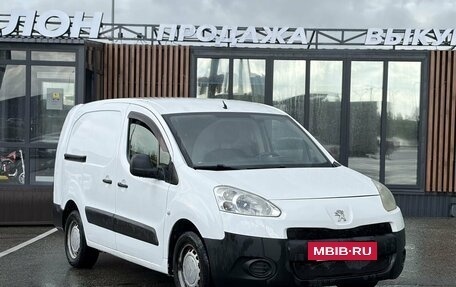 Peugeot Partner II рестайлинг 2, 2012 год, 650 000 рублей, 2 фотография