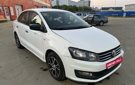 Volkswagen Polo VI (EU Market), 2017 год, 860 000 рублей, 3 фотография