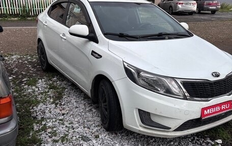 KIA Rio III рестайлинг, 2015 год, 880 000 рублей, 3 фотография