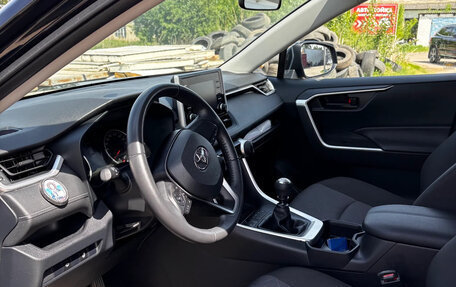 Toyota RAV4, 2020 год, 3 200 000 рублей, 8 фотография