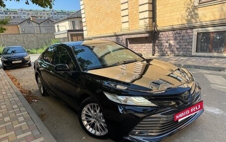 Toyota Camry, 2020 год, 3 200 000 рублей, 2 фотография
