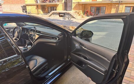 Toyota Camry, 2020 год, 3 200 000 рублей, 8 фотография