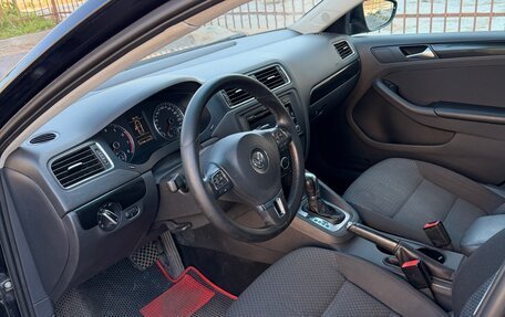 Volkswagen Jetta VI, 2012 год, 1 050 000 рублей, 6 фотография