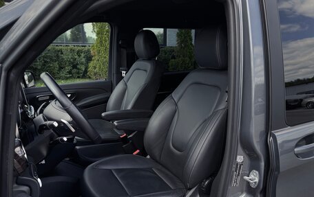 Mercedes-Benz V-Класс, 2021 год, 7 100 000 рублей, 12 фотография