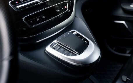 Mercedes-Benz V-Класс, 2021 год, 7 100 000 рублей, 19 фотография