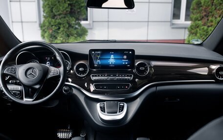 Mercedes-Benz V-Класс, 2021 год, 7 100 000 рублей, 15 фотография