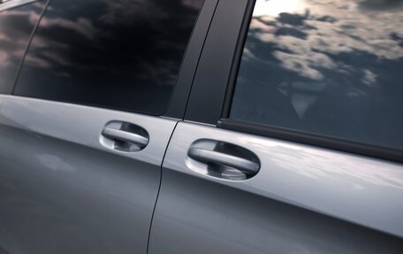 Mercedes-Benz V-Класс, 2021 год, 7 100 000 рублей, 27 фотография