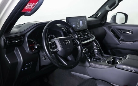 Toyota Land Cruiser, 2021 год, 8 898 000 рублей, 16 фотография