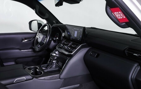 Toyota Land Cruiser, 2021 год, 8 898 000 рублей, 11 фотография