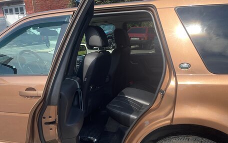 Land Rover Freelander II рестайлинг 2, 2014 год, 1 900 000 рублей, 10 фотография