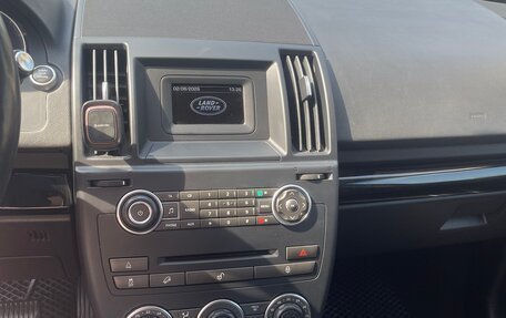 Land Rover Freelander II рестайлинг 2, 2014 год, 1 900 000 рублей, 19 фотография