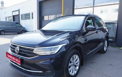 Volkswagen Tiguan II, 2021 год, 2 670 000 рублей, 1 фотография