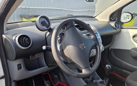 Peugeot 107 I рестайлинг, 2011 год, 315 000 рублей, 9 фотография