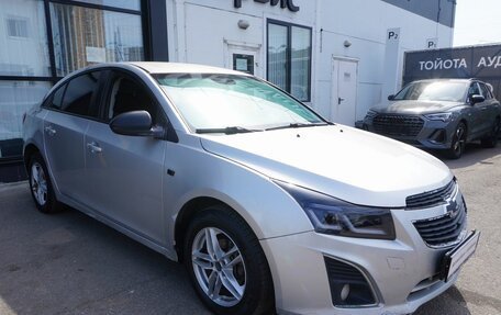 Chevrolet Cruze II, 2013 год, 650 000 рублей, 3 фотография