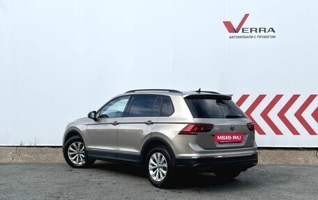 Volkswagen Tiguan II, 2021 год, 2 890 000 рублей, 3 фотография