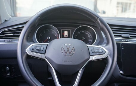 Volkswagen Tiguan II, 2021 год, 2 670 000 рублей, 14 фотография
