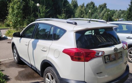 Toyota RAV4, 2014 год, 1 890 000 рублей, 5 фотография
