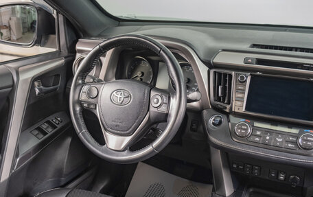 Toyota RAV4, 2014 год, 1 899 000 рублей, 10 фотография