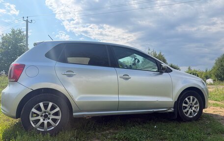 Volkswagen Polo VI (EU Market), 2011 год, 690 000 рублей, 3 фотография