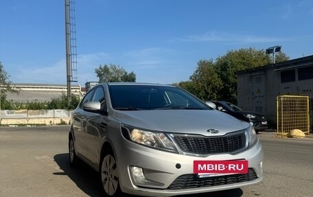 KIA Rio III рестайлинг, 2015 год, 950 000 рублей, 2 фотография