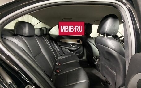 Mercedes-Benz E-Класс, 2019 год, 3 100 000 рублей, 16 фотография