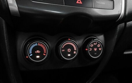 Mitsubishi ASX I рестайлинг, 2013 год, 999 000 рублей, 15 фотография