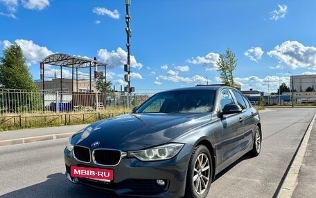 BMW 3 серия, 2014 год, 1 900 000 рублей, 3 фотография