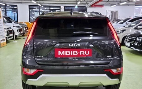 KIA Niro, 2022 год, 2 050 000 рублей, 4 фотография