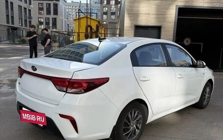 KIA Rio IV, 2018 год, 750 000 рублей, 5 фотография
