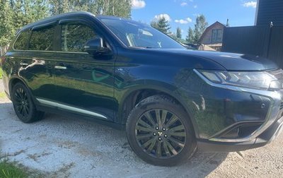 Mitsubishi Outlander III рестайлинг 3, 2020 год, 3 400 000 рублей, 1 фотография