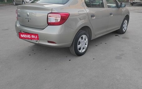 Renault Logan II, 2015 год, 600 000 рублей, 4 фотография