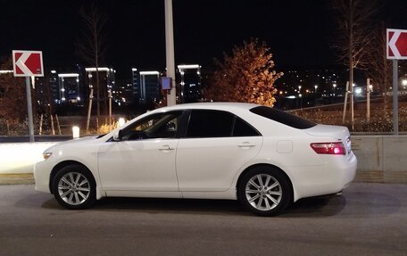 Toyota Camry, 2011 год, 1 250 000 рублей, 2 фотография