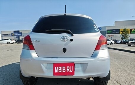 Toyota Vitz, 2010 год, 750 000 рублей, 5 фотография
