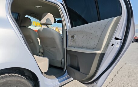 Toyota Vitz, 2010 год, 750 000 рублей, 10 фотография