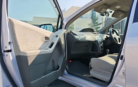 Toyota Vitz, 2010 год, 750 000 рублей, 19 фотография