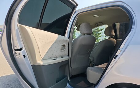 Toyota Vitz, 2010 год, 750 000 рублей, 18 фотография